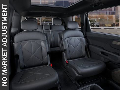 Used 2027 Kia Telluride SX w/ Towing Package FWD image 16
