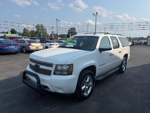 Used 2012 Chevrolet Suburban LT AWD/4WD image 9