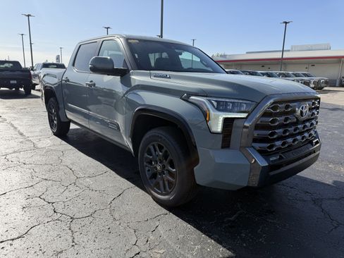 New 2026 Toyota Tundra Platinum AWD/4WD image 34
