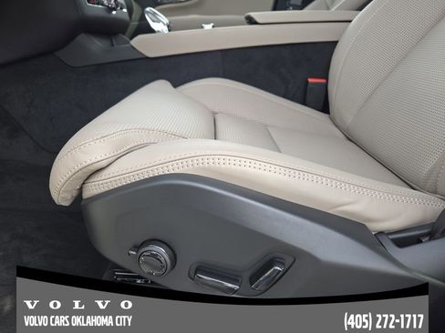 New 2026 Volvo XC90 B6 Ultra w/ Lounge Package AWD/4WD image 23