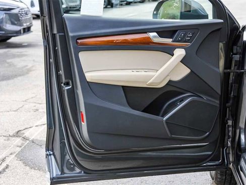 Used 2022 Audi Q5 2.0T Premium image 21