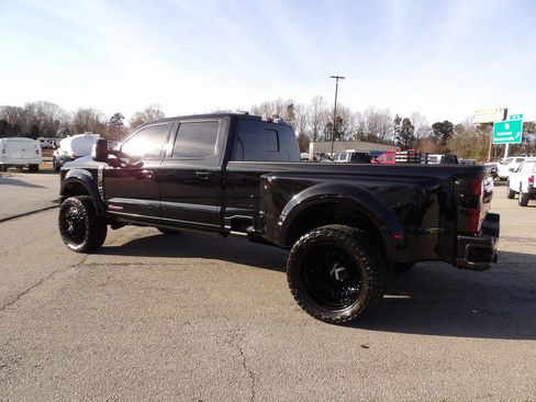 Used 2024 Ford F450 Limited w/ FX4 Off-Road Package image 4