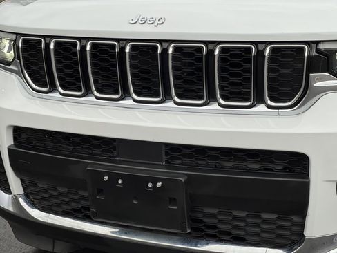 Used 2022 Jeep Grand Cherokee L Limited image 39