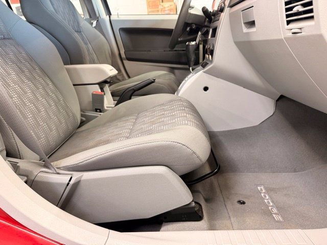 Used 2007 Dodge Caliber SXT FWD image 23