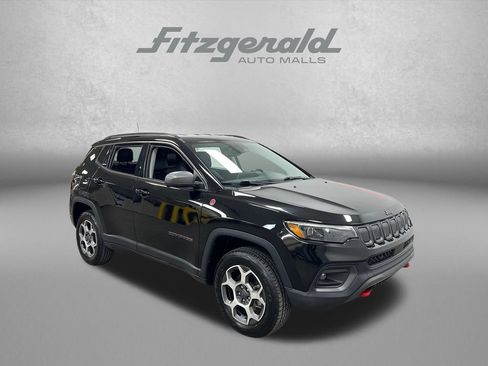 Used 2022 Jeep Compass Trailhawk w/ Trailhawk Elite Group AWD/4WD image 9
