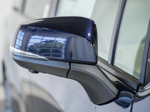 New 2026 Toyota Sienna Platinum AWD/4WD image 16