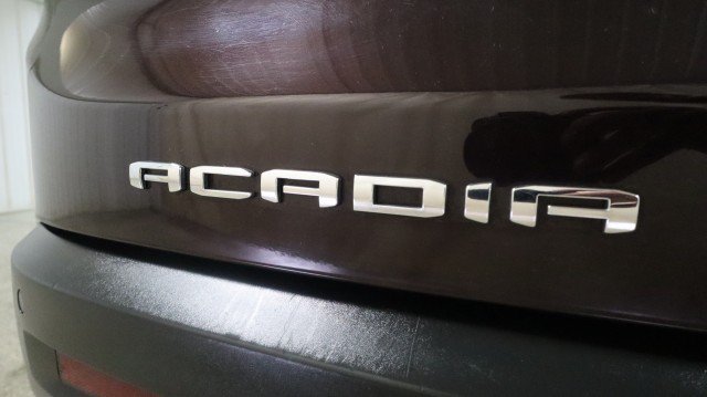 Used 2020 GMC Acadia SLE FWD image 23