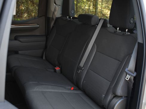 Used 2026 Chevrolet Silverado 1500 LT AWD/4WD image 11