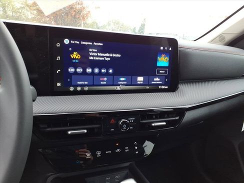 New 2026 Nissan Kicks SR image 8