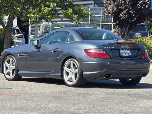 Used 2015 Mercedes-Benz SLK 250 w/ Premium Package image 6