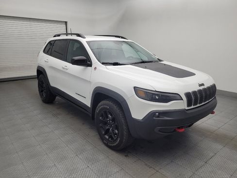 Used 2022 Jeep Cherokee Trailhawk w/ Comfort/Convenience Group AWD/4WD image 13