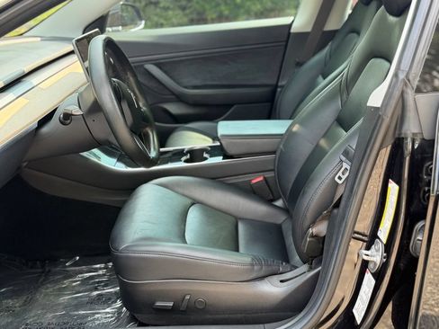 Used 2018 Tesla Model 3 Long Range RWD image 10