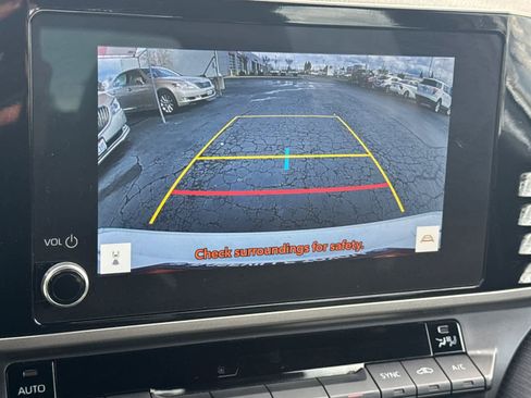 Certified 2025 Toyota Camry SE image 21