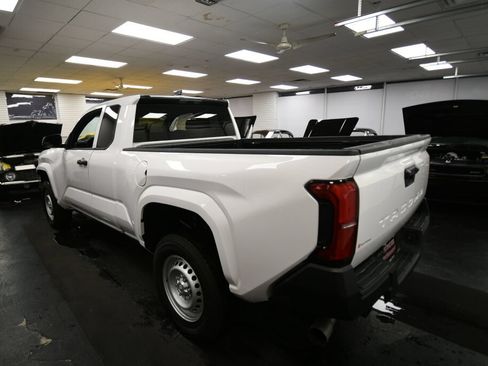 Certified 2025 Toyota Tacoma SR RWD image 5