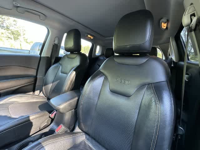 Used 2018 Jeep Compass Limited AWD/4WD image 17