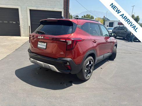 Used 2025 Kia Seltos S AWD/4WD image 7