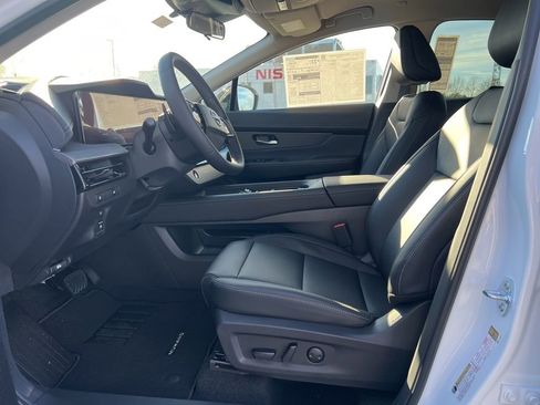 New 2025 Nissan Murano SV image 16