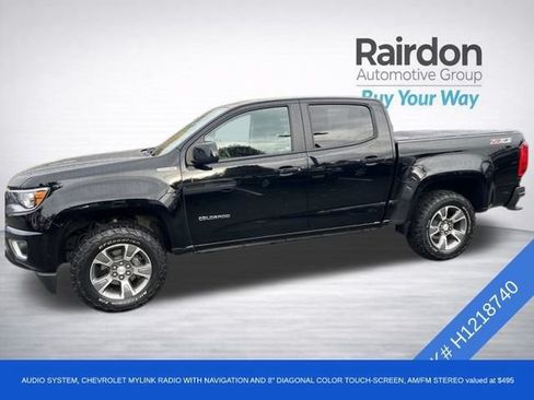 Used 2017 Chevrolet Colorado Z71 AWD/4WD image 4