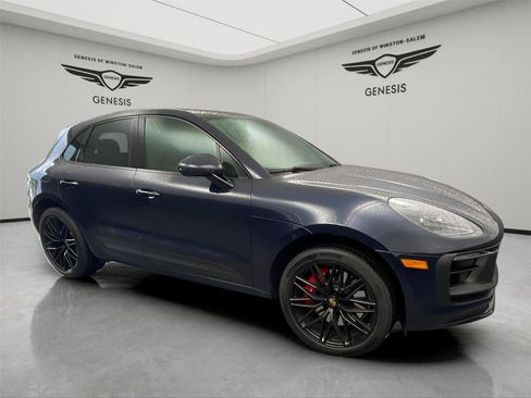 Used 2022 Porsche Macan GTS AWD/4WD image 7