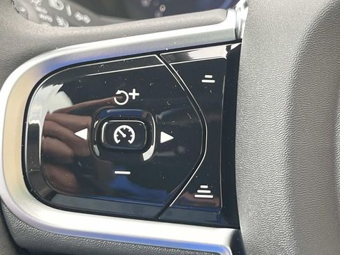 New 2026 Volvo XC90 B6 Plus image 26