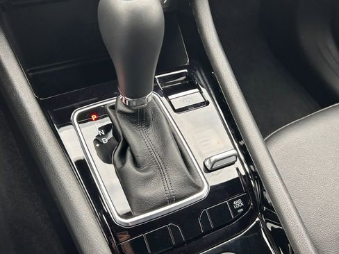 Certified 2025 Jeep Compass Latitude w/ Altitude Special Edition image 16