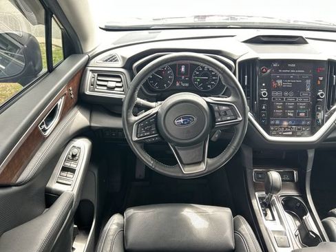 Used 2025 Subaru Ascent Touring w/ Popular Package #1 AWD/4WD image 14
