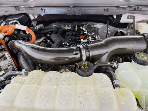 Used 2024 Ford F150 XLT w/ Equipment Group 302A MID image 31