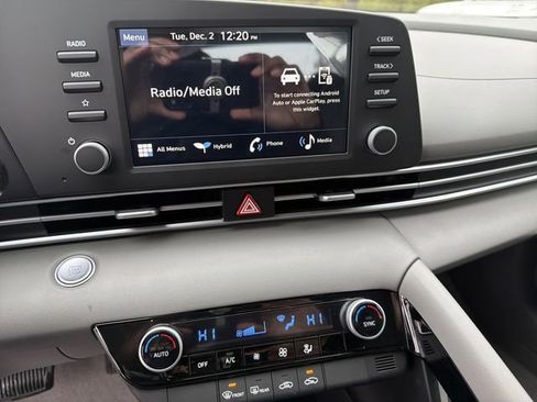 New 2026 Hyundai Elantra Blue image 28