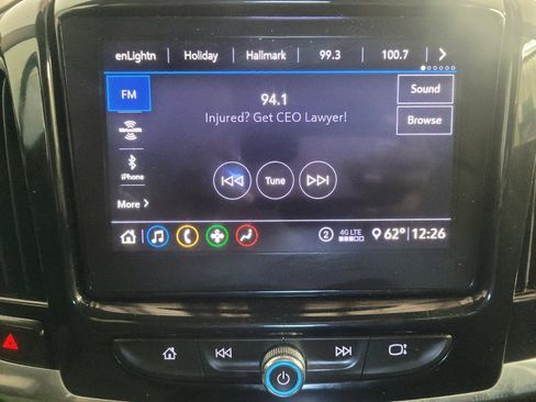 Used 2020 Chevrolet Traverse LT FWD image 25