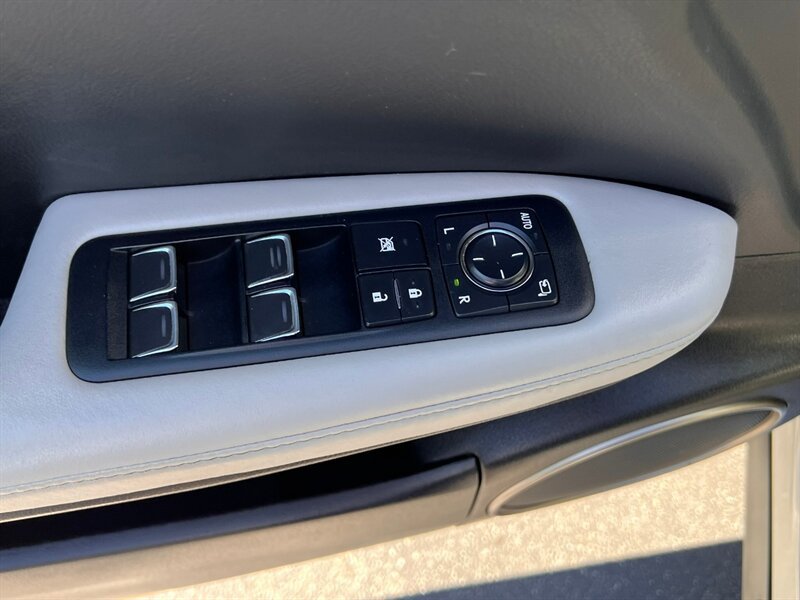 Used 2017 Lexus RX 350 AWD w/ Premium Package image 26
