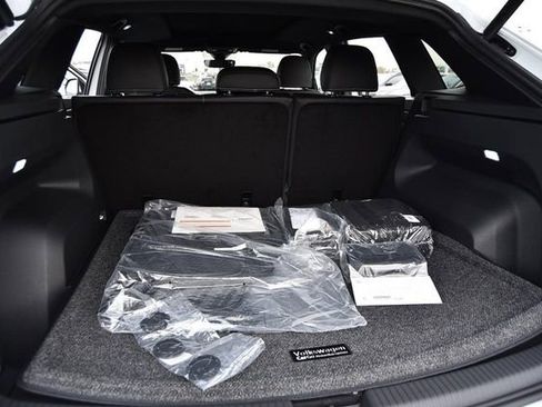 New 2026 Volkswagen Atlas Cross Sport SE image 25