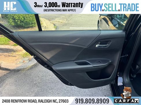 Used 2017 Honda Accord Sport image 16