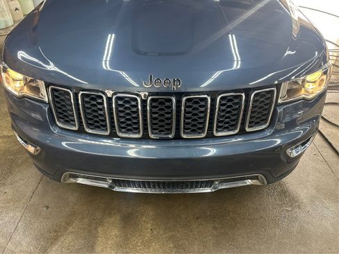 Used 2020 Jeep Grand Cherokee Limited w/ Trailer Tow Group IV AWD/4WD image 13