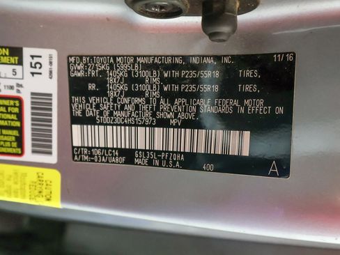 Used 2017 Toyota Sienna XLE w/ XLE Navigation Package image 44