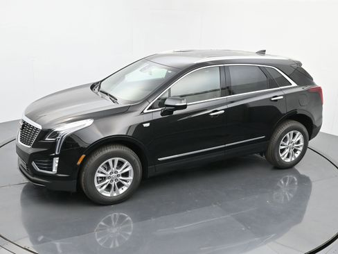 New 2025 Cadillac XT5 Luxury image 24