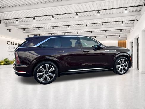 Certified 2025 Cadillac Escalade IQ Luxury 2 w/ LPO, Premium Carpet Package AWD/4WD image 14