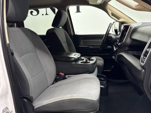 Used 2020 RAM 2500 Big Horn image 25