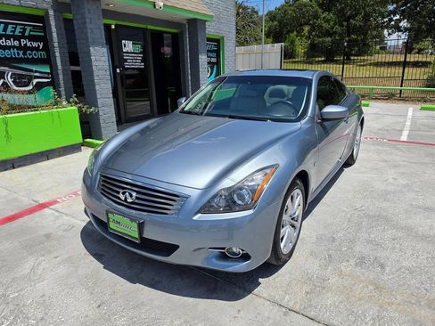 Used 2015 INFINITI Q60 AWD Coupe w/ Premium Package image 3