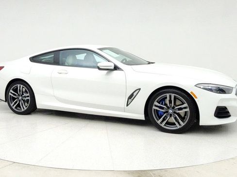 Used 2023 BMW 840i xDrive 840i xDrive image 3