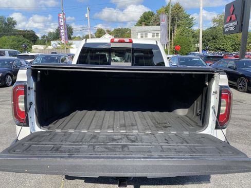 Used 2018 GMC Sierra 1500 Denali w/ Denali Ultimate Package image 5