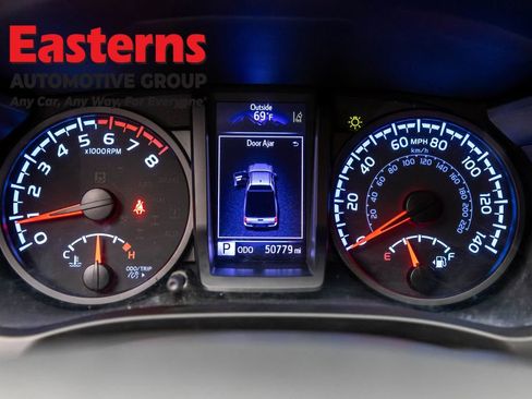 Used 2020 Toyota Tacoma SR RWD image 18