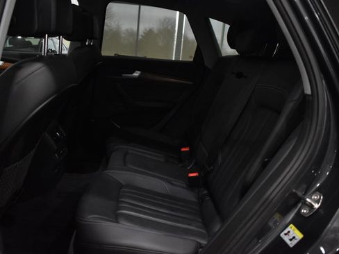 Used 2023 Audi Q5 2.0T Premium w/ Convenience Package image 30