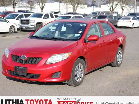 Used 2010 Toyota Corolla LE image 1