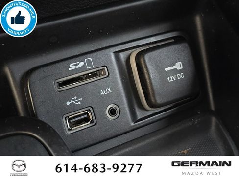 Used 2016 Jeep Cherokee Latitude w/ Comfort/Convenience Group AWD/4WD image 34