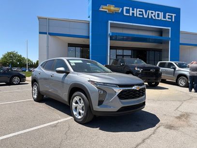 New 2026 Chevrolet Trax LS w/ LS Convenience Package