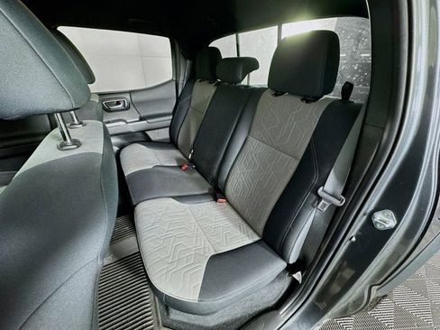 Used 2023 Toyota Tacoma TRD Off-Road image 23