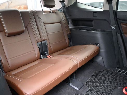 Used 2022 Volkswagen Atlas SE w/ Panoramic Sunroof Package AWD/4WD image 19