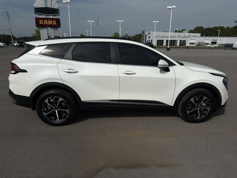 Used 2025 Kia Sportage EX w/ EX Premium Package AWD/4WD image 12