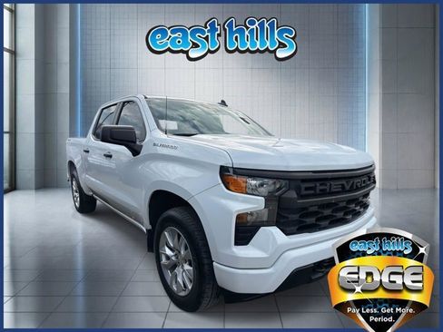 Certified 2022 Chevrolet Silverado 1500 Custom image 1