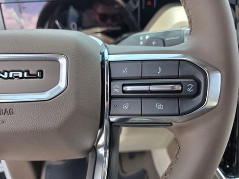 Used 2026 GMC Yukon XL Denali w/ Sun & Power Step Package AWD/4WD image 30
